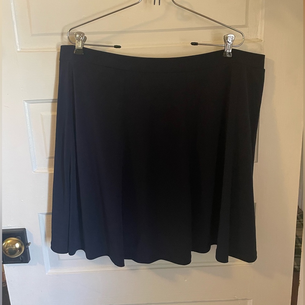 Susan Graver Elegant Black Skirt